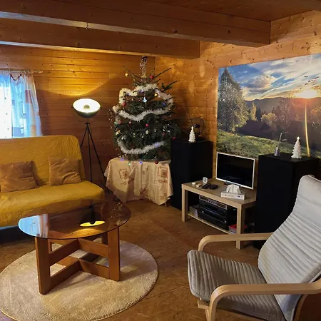 Na Samote U Lesa Holiday home Vsetin