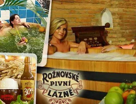 Na Samote U Lesa Сasa de vacaciones *